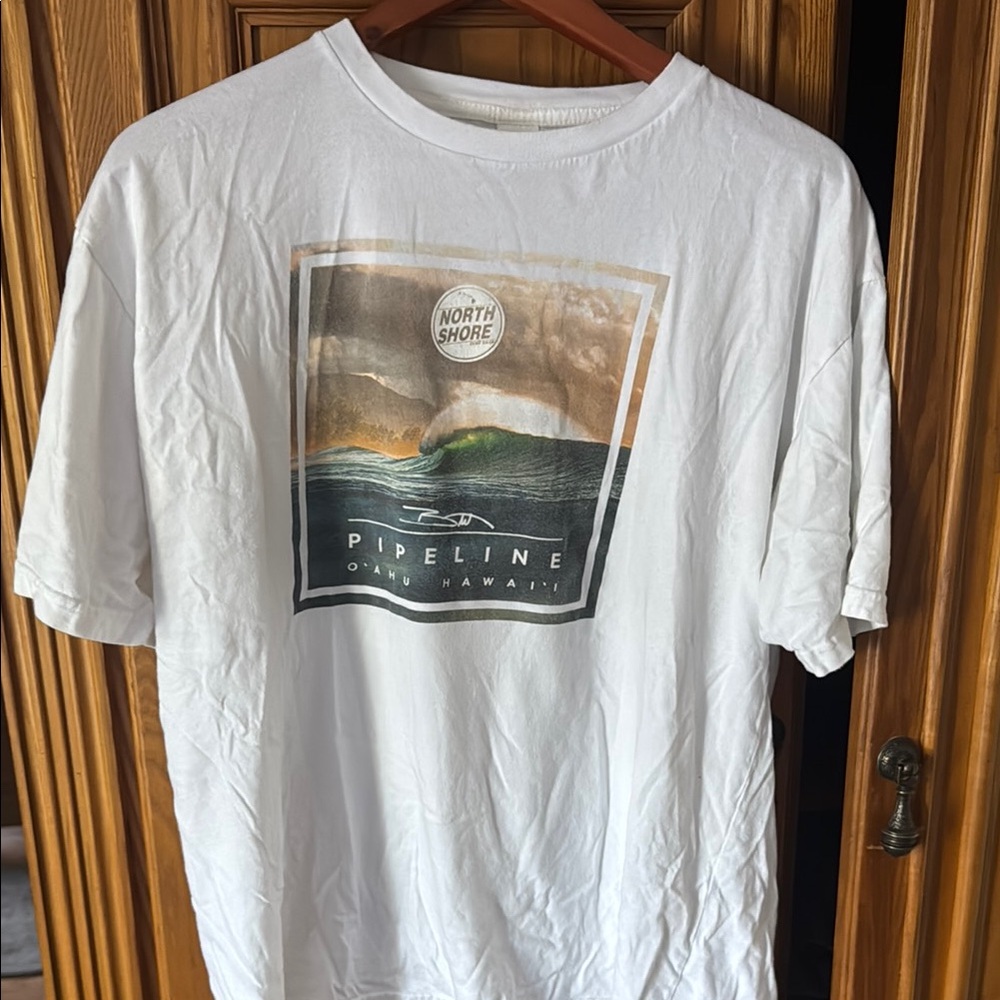 White North Shore Graphic Tee